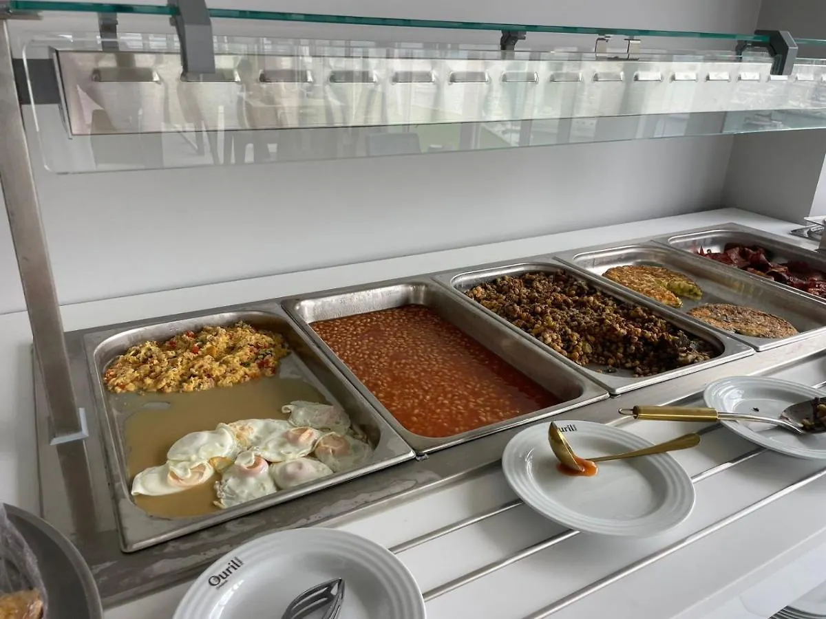 Ouril Mindelo Hotel