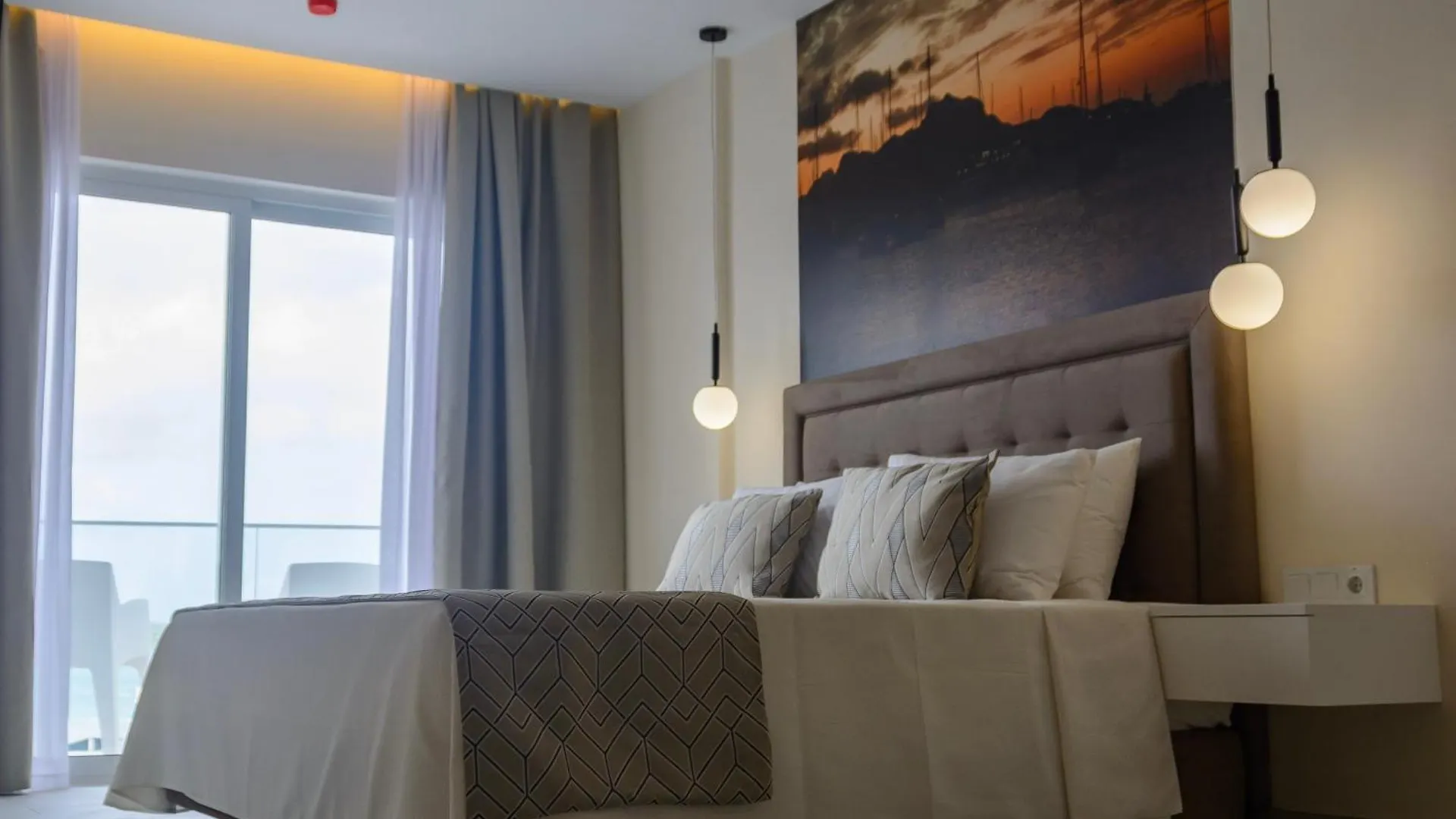 Ouril Mindelo Hotel