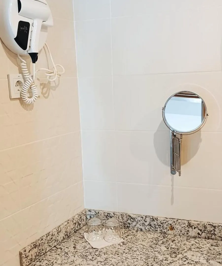 Ouril Mindelo Hotel