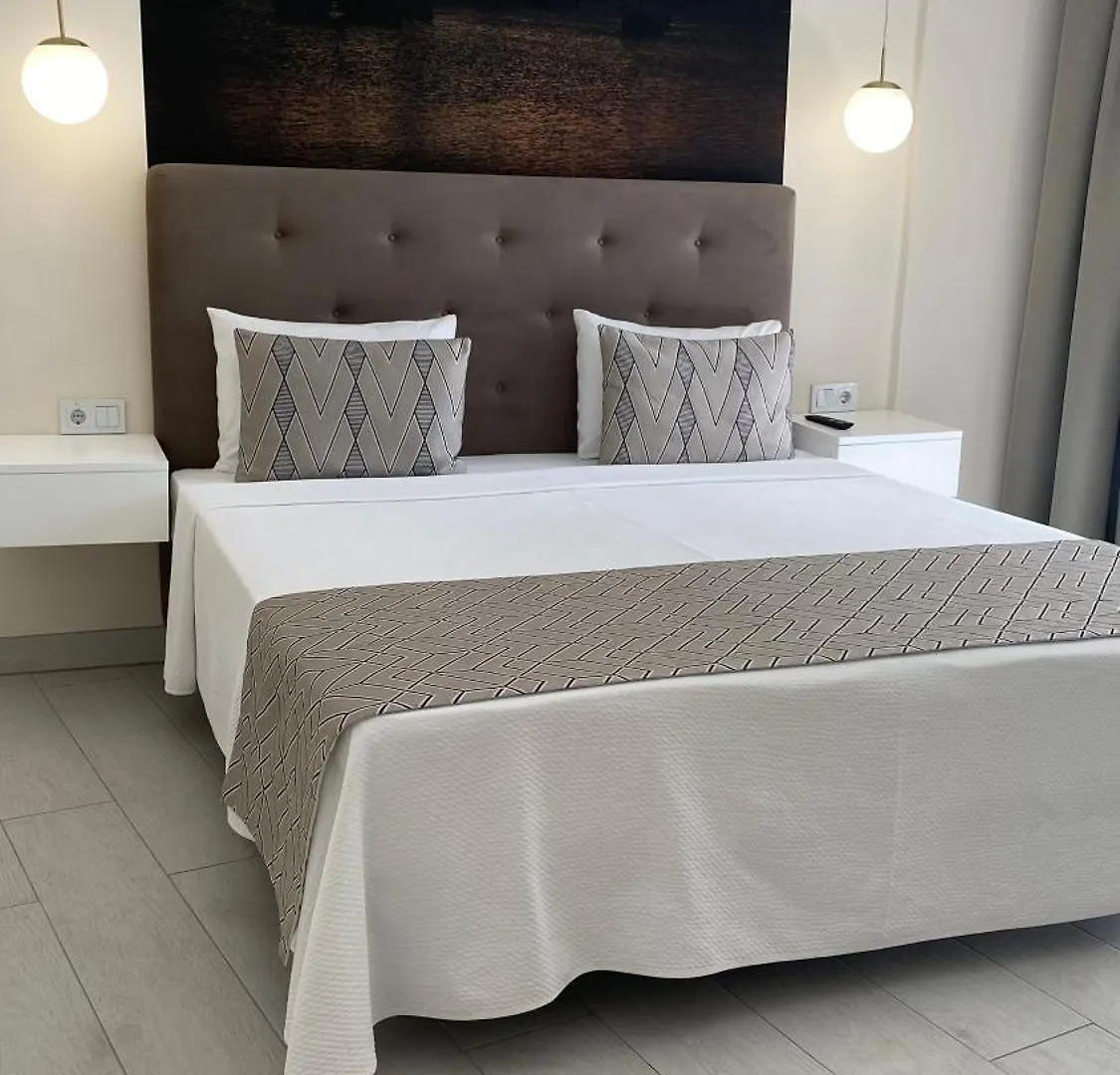 Hotel Ouril Mindelo 4*,