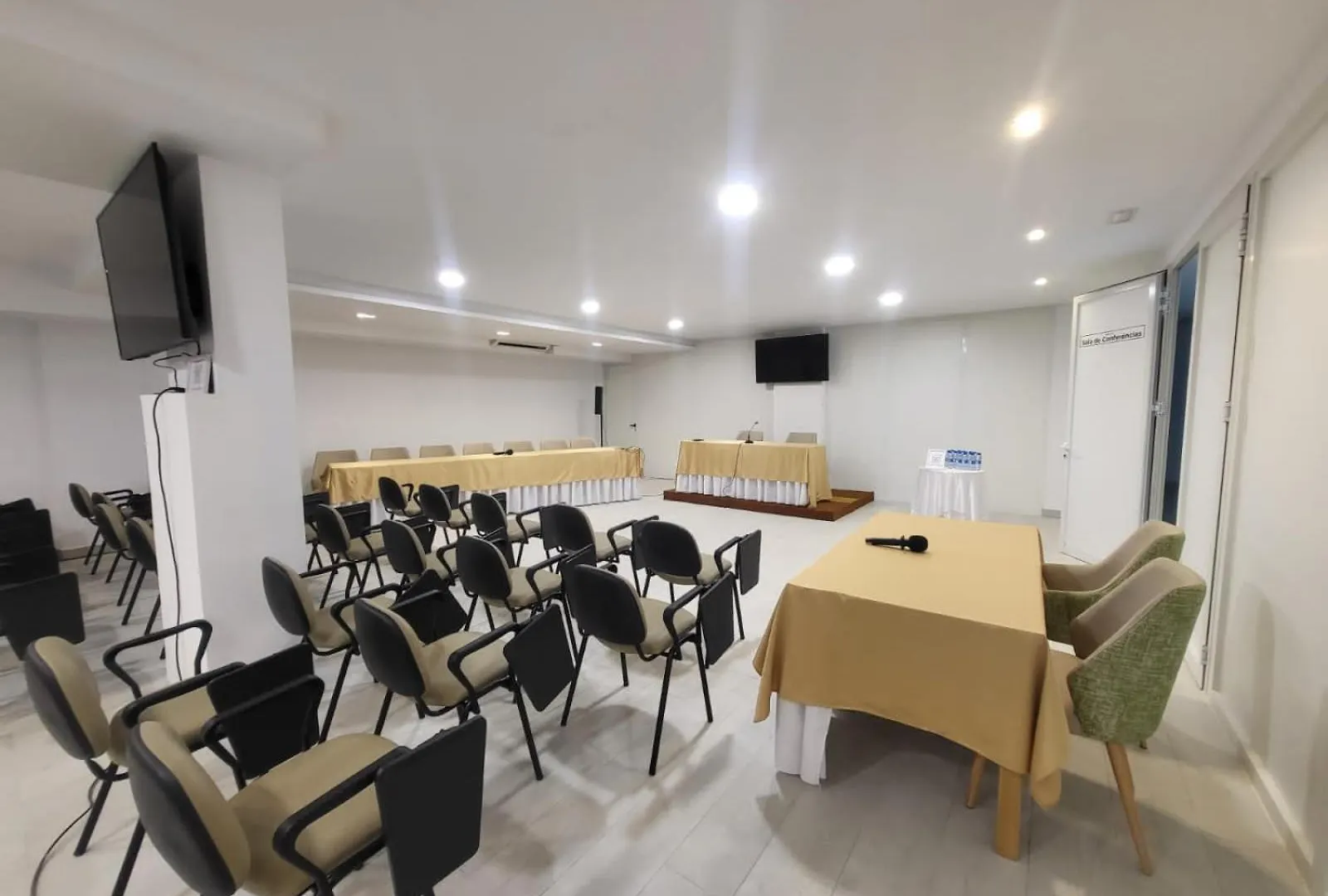 Hotel Ouril Mindelo